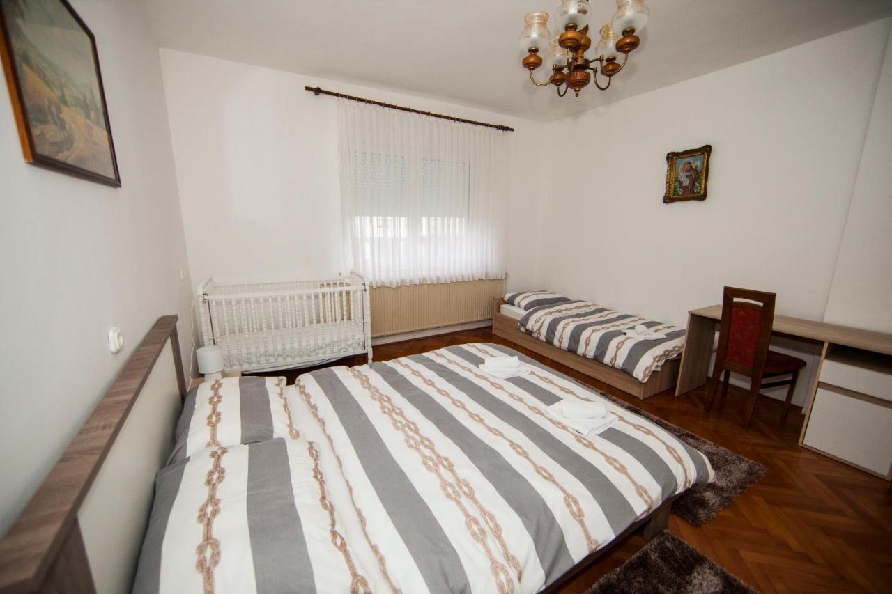 Apartman Kuca 150 Mala Subotica Exterior photo